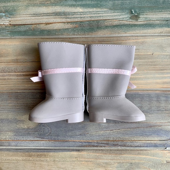 AMERICAN GIRL DOLL Pretty Pink Coat Set Faux Fur Trim Hood Gray Boots - Picture 5 of 9